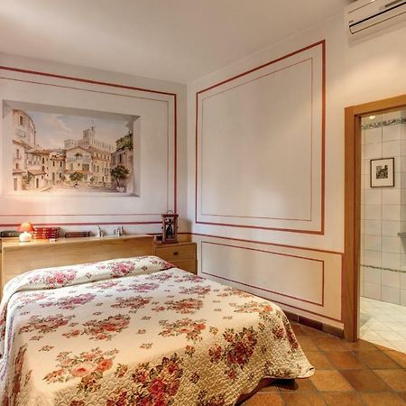 Lovely Flat By The Trevi Fountain Roma Exterior foto